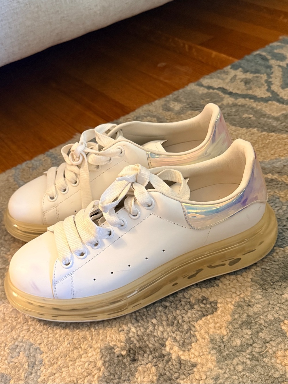 Alexander McQueen Oversized Sneakers White Iridescent 40.5